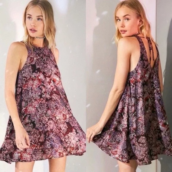UO Silence + Noise Angel Purple Printed Floral Tulip Hem Swing Dress Size XS - Picture 14 of 14